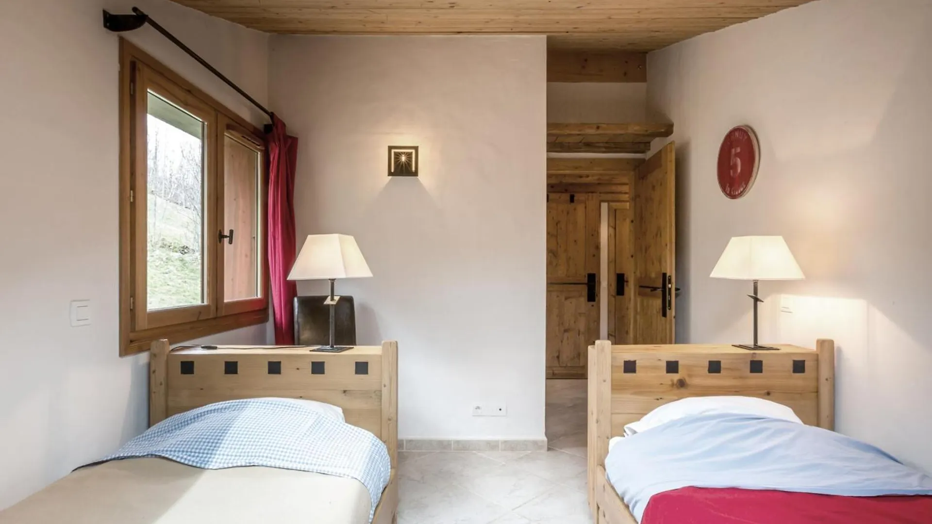 Chalet Moderne Avec Grands Espaces, Garage Et Wifi - Fr-1-304-131 La Clusaz 0*,  Frankrijk